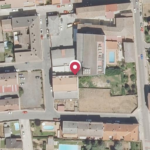 Foto aérea de la subasta en Baños de Río Tobía