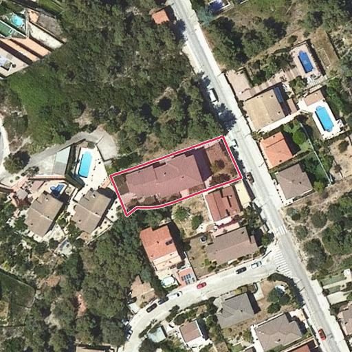 Foto aérea de la subasta en Segur de Calafell/calafell