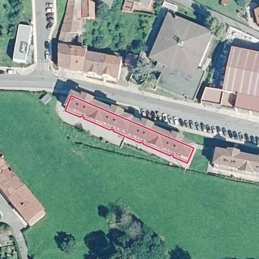 Foto aérea de la subasta en Avilés
