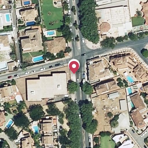 Foto aérea de la subasta en San Pedro de Alcantara ( Marbella )